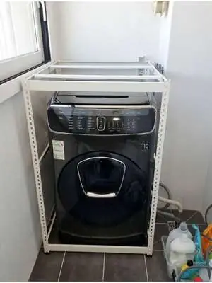 세탁기 위 건조기 랙 작업 과정 2