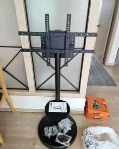 TV 거치대 설치